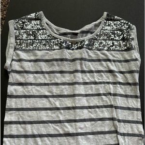 Cap sleeve Justice with sequins